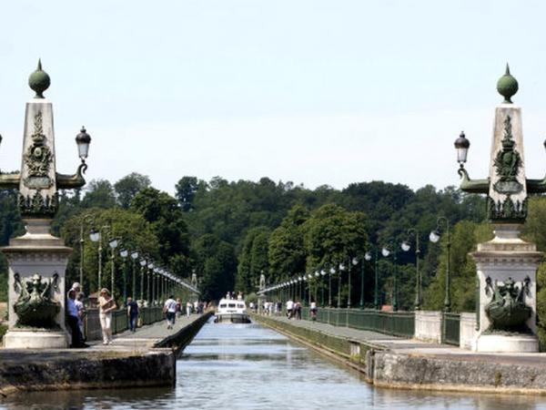Waterways - Loire Valley