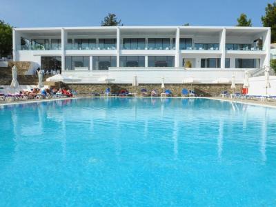 Hotel Ellia Pool