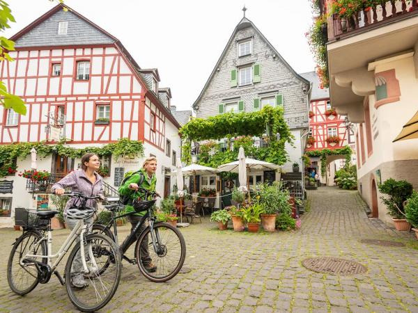 Radfahrer in Beilstein an der Mosel