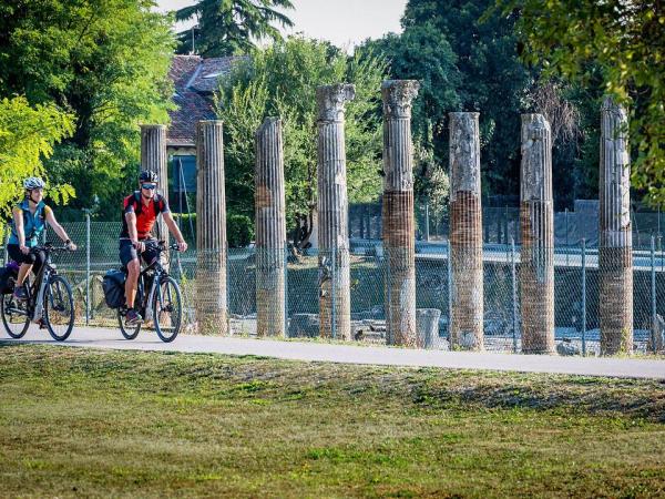 Cyclists near Aquileia