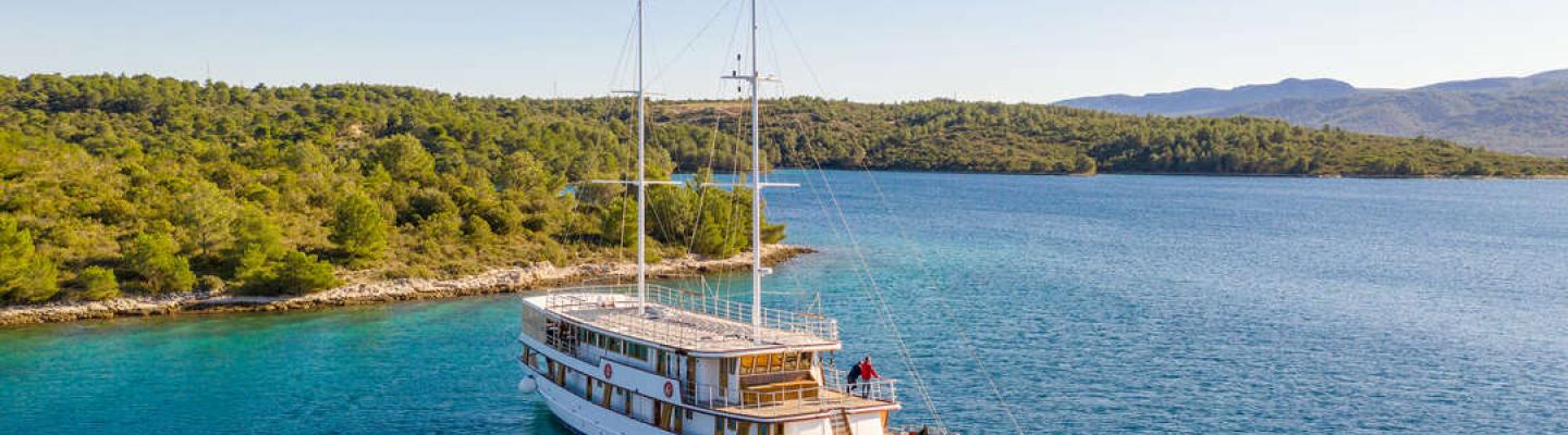 Croatia - ship Magellan
