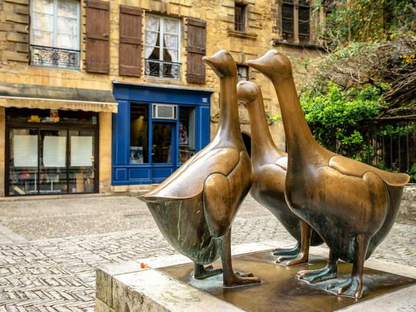 Statue in Sarlat