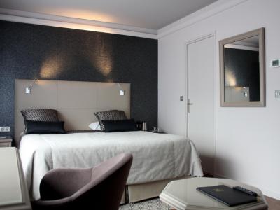Hotel Charlemagne - room example