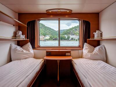 Veloria cabin example main deck