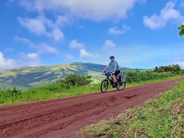 Cycling on red earth