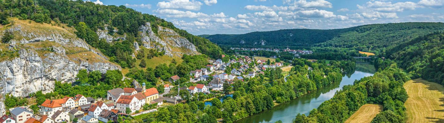 View over Essing and Randeck castle | © multimaps360/Rochau