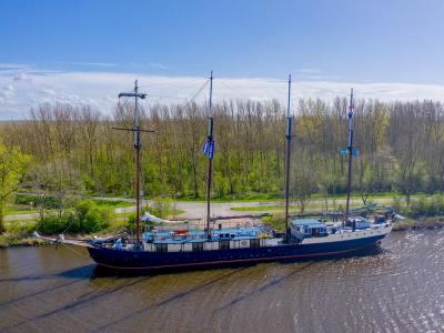 Leafde fan Fryslan docking