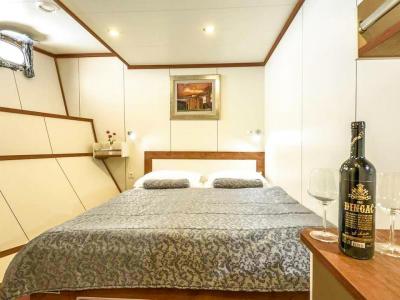 MS Olmissum double cabin lower deck