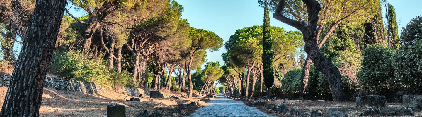 Via Appia Antica | © Adobe Stock | Karl Allen Lugmayer