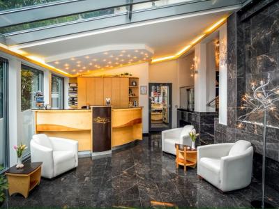 Hotel Spitzberg Reception/Lobby