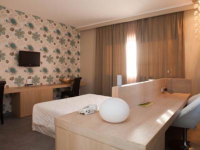 Ferro Hotel room example