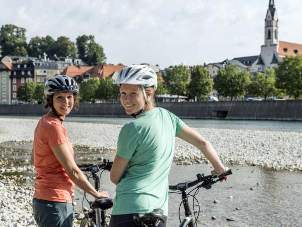 Isar cycle path in Bad Tlz