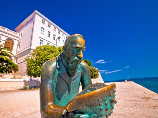 Statue in Zadar