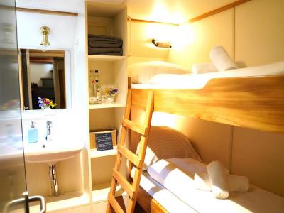 Mare Frisium cabin example twin