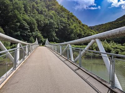 Bridge shorly before reaching Lasko