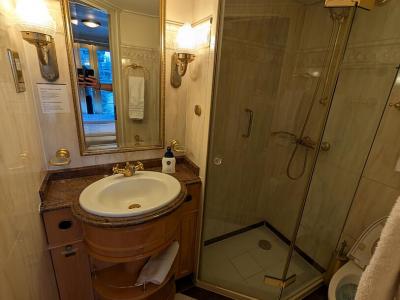 Casanova bathroom example