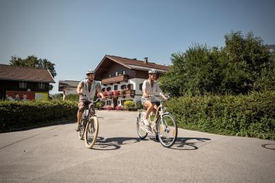 cyclists in Kufstein