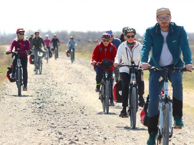 Cycling with Urban and his group