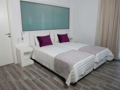 BIANCO Hotel room example