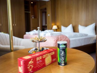 Radisson Blu Cottbus room with spreewald goodies