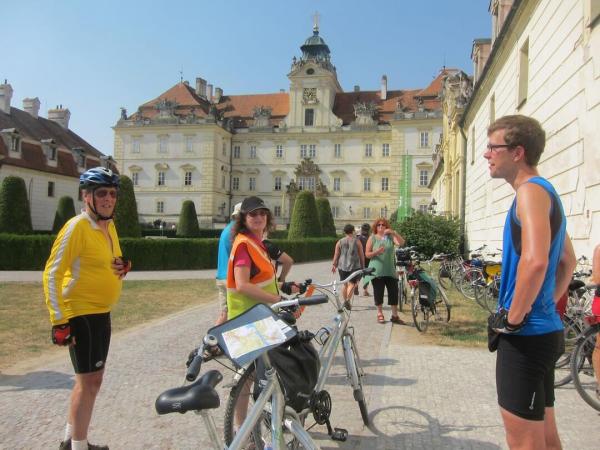 Cyclists at Casle Feldsberg