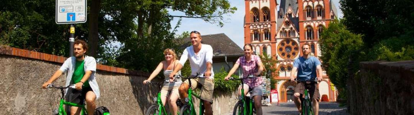 Cyclists in Limburg | © Veloc
