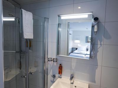 Magnifique 2 bathroom