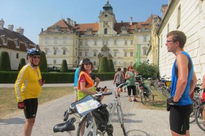 Cyclists at Casle Feldsberg