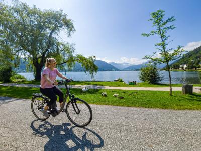 Cyclist on the lake Zell