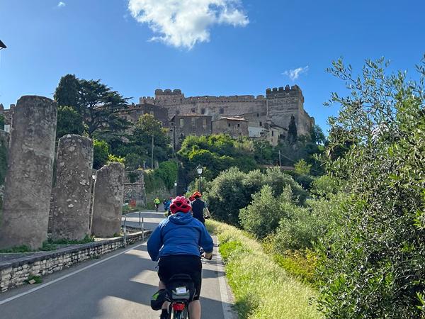 Cyclist in Sermoneta