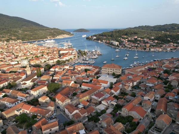 Vela Luka