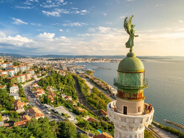 Faro della Vittoria lighthouse in Trieste