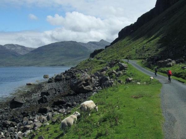 Isle of Mull cyclists