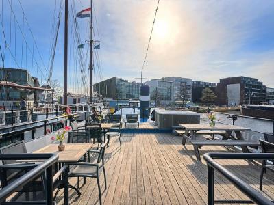 Magnifique 2 sun deck