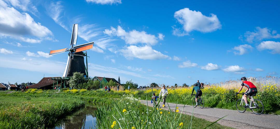 Green heart of Holland by BIKE+BOAT | © Carina Ebchl
