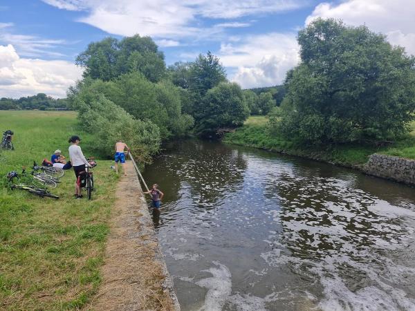 Break with a swim stop