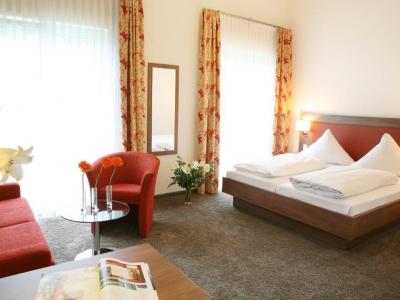 Hotel Donaublick room example